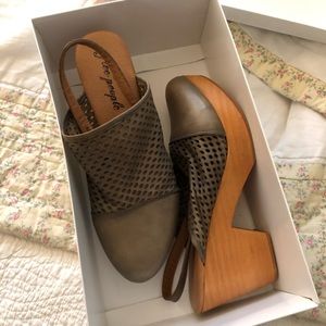 Free People Clogs Size 38